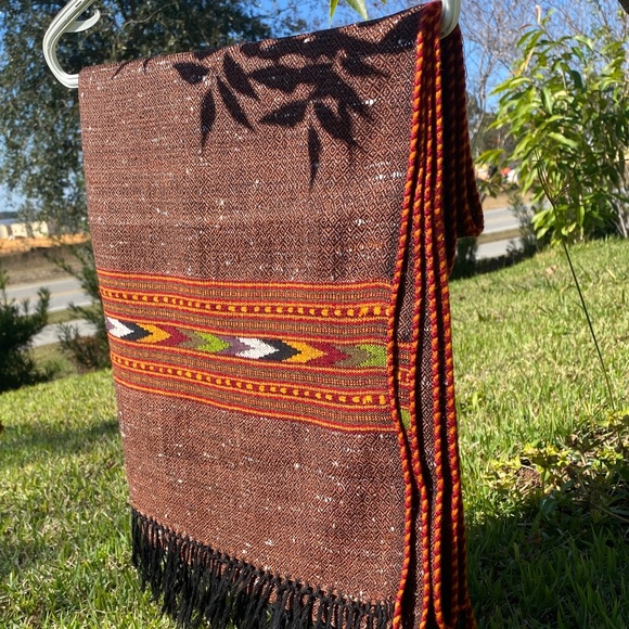 Hand Crafted Stole - Picture 9 of 16